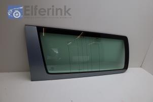 Używane Dodatkowa szyba lewa tylna wersja 4-drzwiowa Volvo XC70 (SZ) XC70 2.5 T 20V Cena € 75,00 Procedura marży oferowane przez Auto Demontage Elferink B.V.