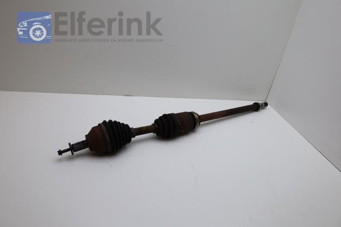 Front drive shaft, right from a Volvo V50 (MW) 2.4i 20V 2005