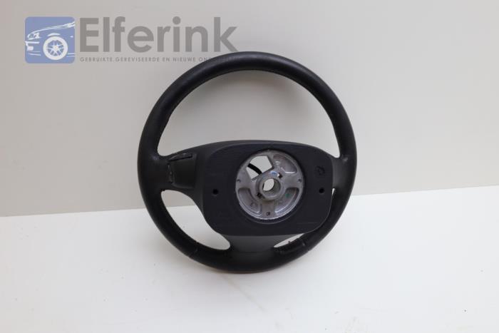 Steering wheel from a Volvo S60 I (RS/HV) 2.4 20V 140 2006