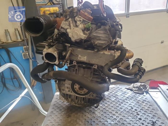 Engine from a Volvo S60 II (FS) 2.0 D3 20V 2014