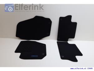 New Set of mats Volvo S80 Price € 36,30 Inclusive VAT offered by Auto Demontage Elferink B.V.