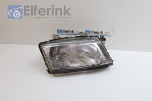 Used Headlight, right Saab 9-3 I (YS3D) 2.0t 16V Price € 40,00 Margin scheme offered by Auto Demontage Elferink B.V.