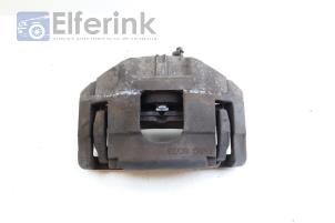 Used Front brake calliper, left Saab 9-3 II (YS3F) 1.9 TTiD 16V Price € 100,00 Margin scheme offered by Auto Demontage Elferink B.V.