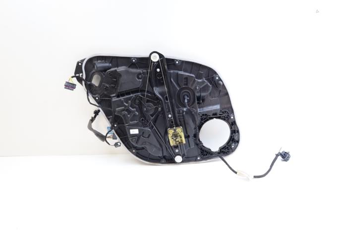 Lunette arrière Renault Megane 1 Cabriolet | prix & coût en ligne Lunette arrière Renault Megane 1 Cabriolet | prix & coût en ligne