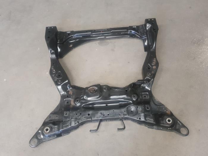 Gebrauchte Unterrahmen Volvo V60 II (ZW) 2.0 D3 16V Preis € 350,00 Margenregelung angeboten von Auto Demontage Elferink B.V.
