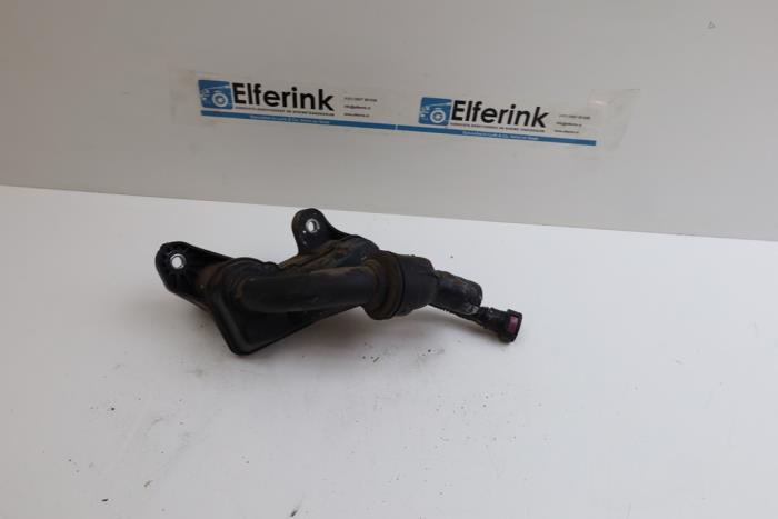 Gebrauchte Füllrohr adbluetank Volvo V60 II (ZW) 2.0 D3 16V Preis € 35,00 Margenregelung angeboten von Auto Demontage Elferink B.V.