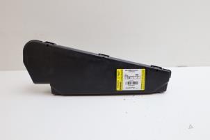 Usados Asiento de airbag Volvo V70 (SW) 2.4 D5 20V Precio € 75,00 Norma de margen ofrecido por Auto Demontage Elferink B.V.