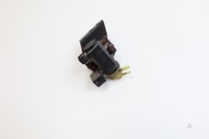 Używane Regulator cisnienia turbiny Opel Corsa D 1.3 CDTi 16V ecoFLEX Cena € 25,00 Procedura marży oferowane przez Auto Demontage Elferink B.V.