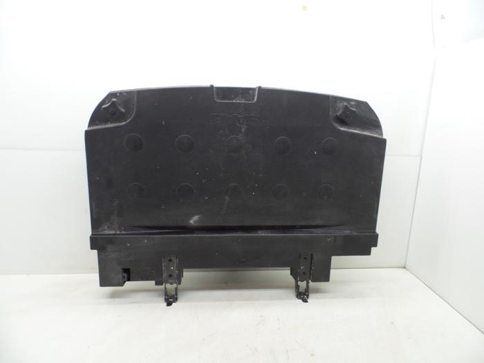 Używane Subwoofer Saab 9-3 Sport Estate (YS3F) 1.9 TiD 16V Cena € 125,00 Procedura marży oferowane przez Auto Demontage Elferink B.V.