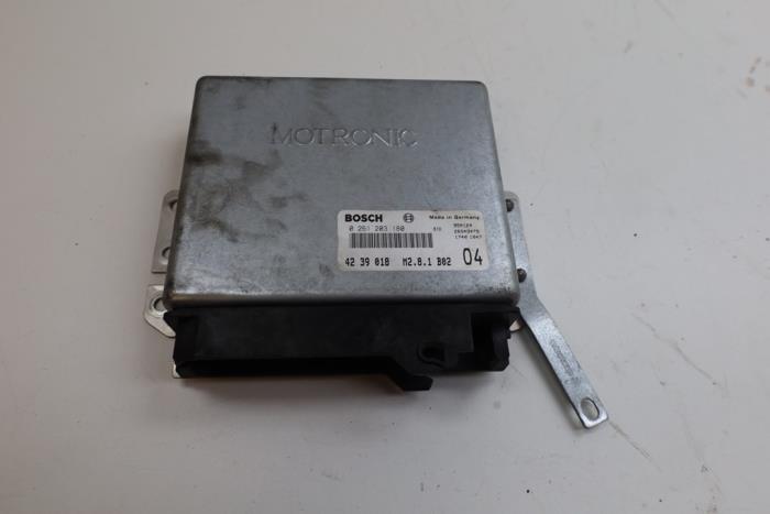 Used Injection computer Saab 900 II (YS3D) 2.5 SE V6 24V Price € 150,00 Margin scheme offered by Auto Demontage Elferink B.V.