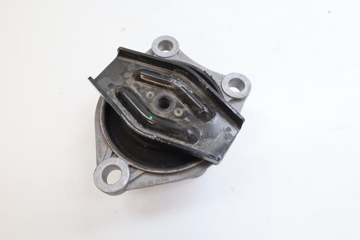 Usagé Support moteur Volvo XC40 (XZ) Recharge Twin 78 kWh Prix € 50,00 Règlement à la marge proposé par Auto Demontage Elferink B.V.