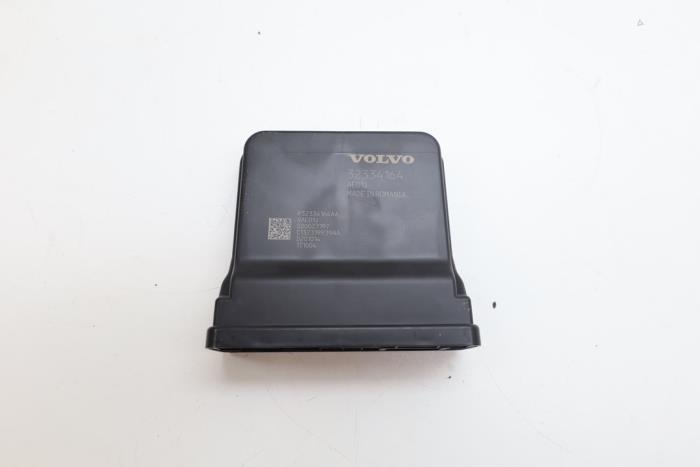 Używane Modul (rózne) Volvo XC40 (XZ) Recharge Twin 78 kWh Cena € 250,00 Procedura marży oferowane przez Auto Demontage Elferink B.V.