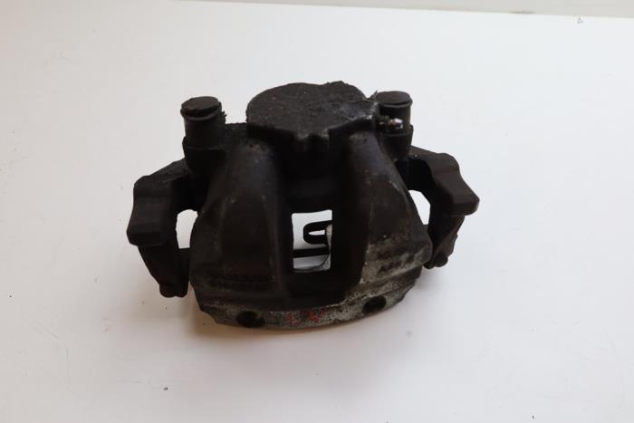 Used Front brake calliper, left Volvo XC40 (XZ) Recharge Twin 78 kWh Price € 65,00 Margin scheme offered by Auto Demontage Elferink B.V.