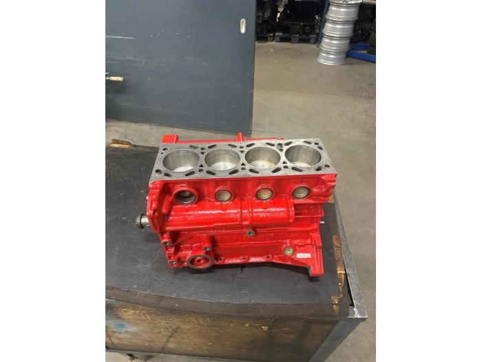 Overhauled Engine crankcase Saab 9000 CS Price € 1.512,50 Inclusive VAT offered by Auto Demontage Elferink B.V.