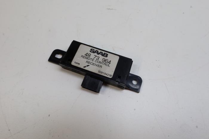 Używane Keyless Entry-Antena Saab 9-3 I (YS3D) 2.0t 16V Cena € 25,00 Procedura marży oferowane przez Auto Demontage Elferink B.V.