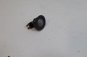 Begagnade Glödlampa Saab 9-3 I (YS3D) 2.0t 16V Ecopower Pris € 25,00 Marginaltabell erbjuds av Auto Demontage Elferink B.V.