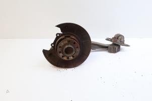 Begagnade Spindel, höger bak Saab 9-5 Estate (YS3E) 2.3 Turbo 16V Pris € 100,00 Marginaltabell erbjuds av Auto Demontage Elferink B.V.