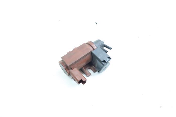 Usagé Régulateur pression turbo Volvo V70 (BW) 2.0 D 16V Prix € 25,00 Règlement à la marge proposé par Auto Demontage Elferink B.V.