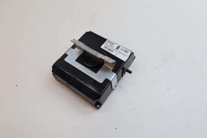 Begagnade Telefonmodul Volvo XC90 I 2.9 T6 24V Pris € 40,00 Marginaltabell erbjuds av Auto Demontage Elferink B.V.
