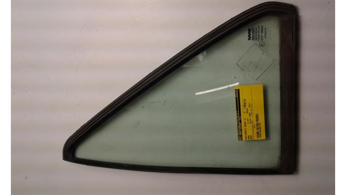 Usados Ventanilla triangular izquierda detrás Saab 9000 Precio € 25,00 Norma de margen ofrecido por Auto Demontage Elferink B.V.