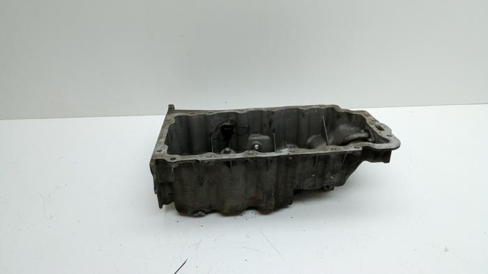 Gebrauchte Ölwanne Saab 9-3 03- Preis € 100,00 Margenregelung angeboten von Auto Demontage Elferink B.V.