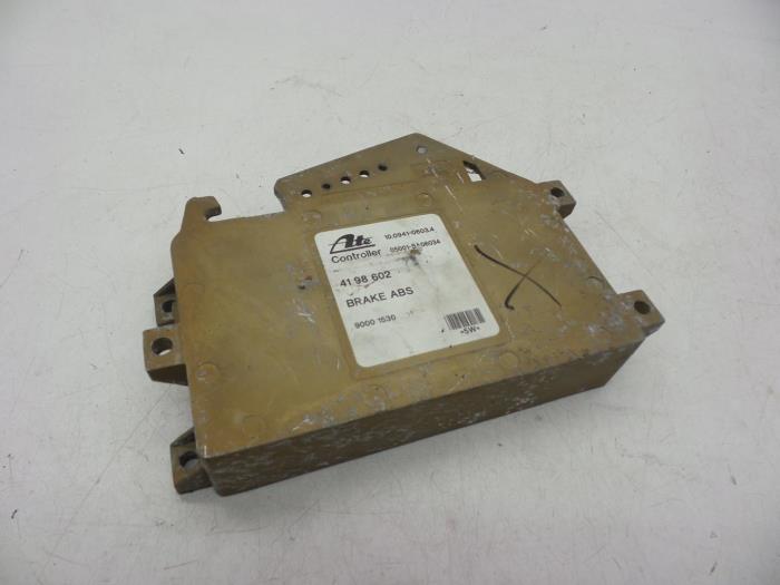 Usagé Ordinateur ABS Saab 9000 CS 2.3i 16V CS Prix € 75,00 Règlement à la marge proposé par Auto Demontage Elferink B.V.
