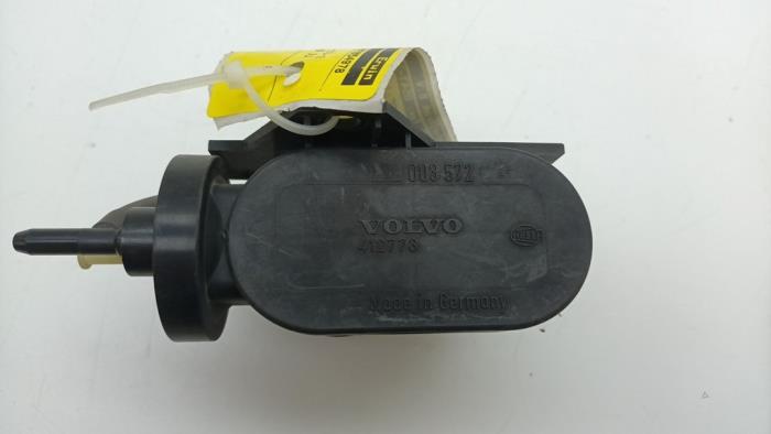 Używane Obsluga tempomatu Volvo V40 (VW) 1.8 16V Cena € 35,00 Procedura marży oferowane przez Auto Demontage Elferink B.V.
