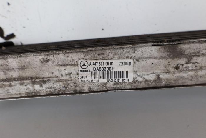 Intercooler d'un Mercedes-Benz Vito (447.6) 1.6 111 CDI 16V 2016