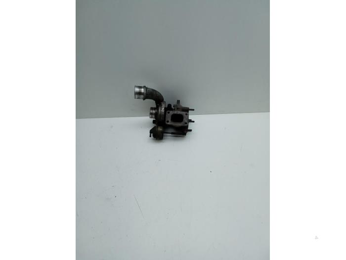 Używane Turbo Volvo S40 (VS) 1.9 TD Cena € 100,00 Procedura marży oferowane przez Auto Demontage Elferink B.V.