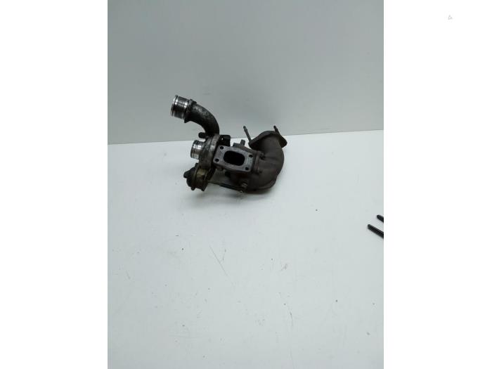 Gebrauchte Turbo Volvo V40 (VW) 1.9 TD Preis € 100,00 Margenregelung angeboten von Auto Demontage Elferink B.V.