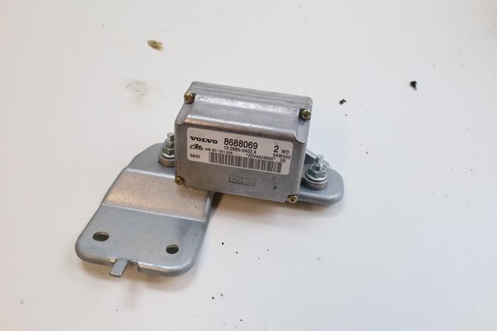 Begagnade ABS-sensor Volvo V70 (SW) 2.4 D5 20V Pris € 125,00 Marginaltabell erbjuds av Auto Demontage Elferink B.V.