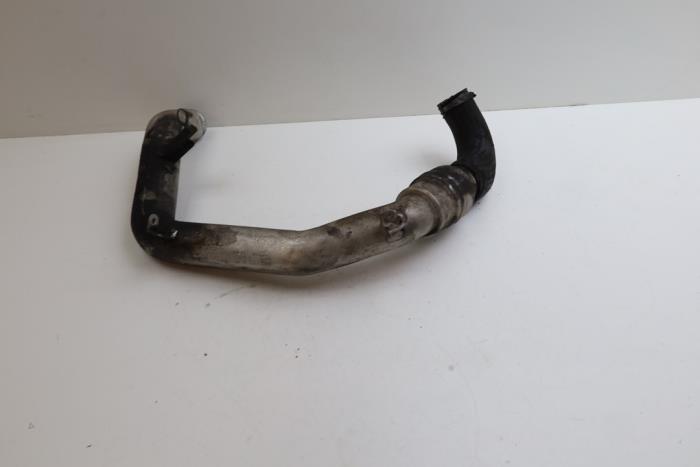 Gebrauchte Intercooler Rohr Volvo V60 I (FW/GW) 2.0 D3 20V Preis € 75,00 Margenregelung angeboten von Auto Demontage Elferink B.V.