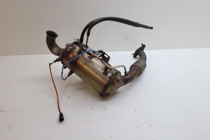 Gebrauchte Rußfilter Volvo V70 (BW) 1.6 DRIVe,D2 Preis € 400,00 Margenregelung angeboten von Auto Demontage Elferink B.V.