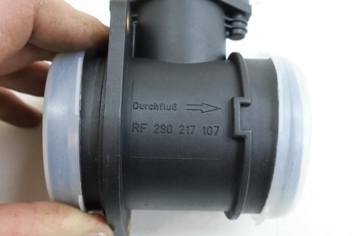 Gebrauchte Luftmassenmesser Volvo V70 (GW/LW/LZ) 2.4 20V 170 Preis € 75,00 Margenregelung angeboten von Auto Demontage Elferink B.V.