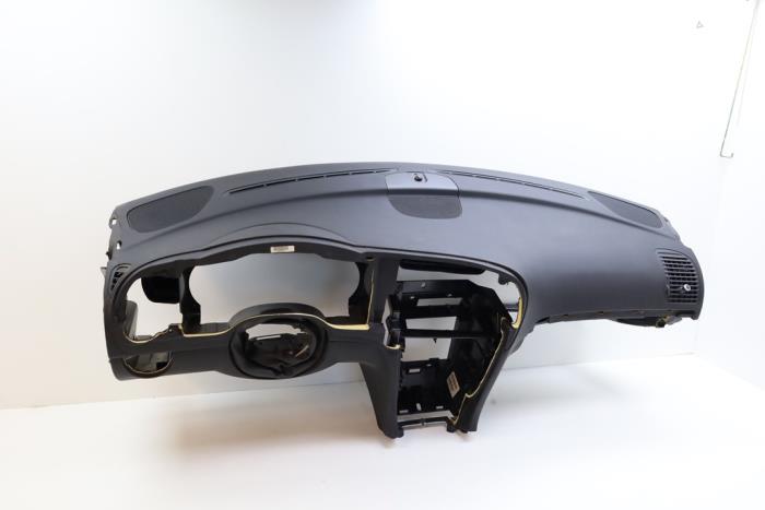 Używane Panel Saab 9-3 II (YS3F) 1.9 TTiD 16V Cena € 400,00 Procedura marży oferowane przez Auto Demontage Elferink B.V.