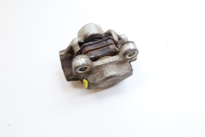 Gebrauchte Bremszange rechts hinten Saab 9-3 I (YS3D) 2.0t 16V Preis € 50,00 Margenregelung angeboten von Auto Demontage Elferink B.V.