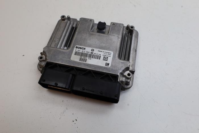 Used Injection computer Saab 9-5 (YS3E) 1.9 TiD 16V Price € 100,00 Margin scheme offered by Auto Demontage Elferink B.V.