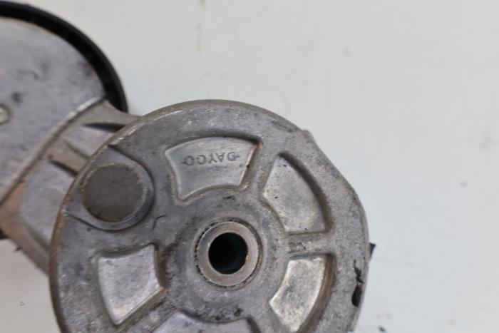 Usados Tensor correa múltiple Saab 9-5 Estate (YS3E) 2.0t 16V Precio € 25,00 Norma de margen ofrecido por Auto Demontage Elferink B.V.