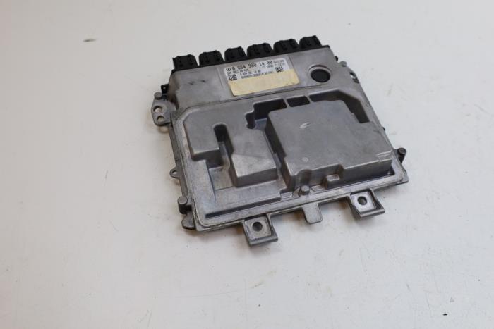 Used Engine management computer Mercedes E (W213) E-220d 2.0 Turbo 16V Price € 250,00 Margin scheme offered by Auto Demontage Elferink B.V.