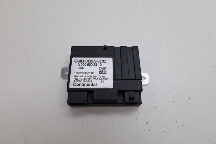 Begagnade Elektrisk bränslemodul Mercedes E (W213) E-220d 2.0 Turbo 16V Pris € 35,00 Marginaltabell erbjuds av Auto Demontage Elferink B.V.