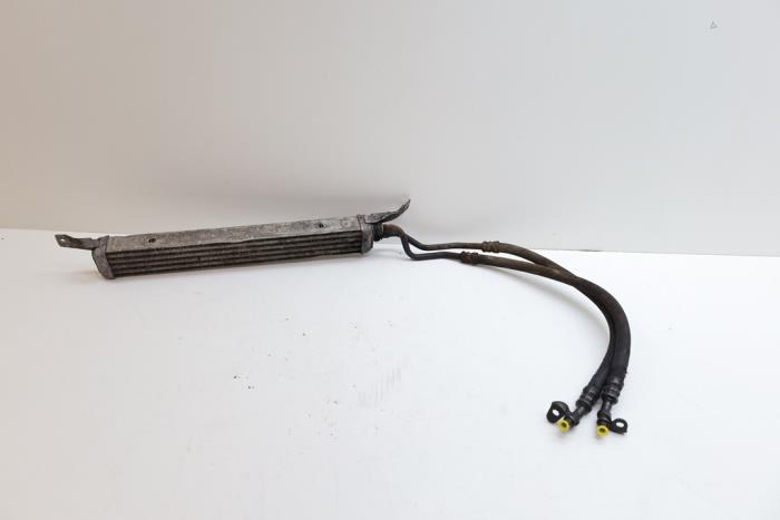 Gebrauchte Ölkühler Saab 9-5 Estate (YS3E) 2.0t 16V Preis € 100,00 Margenregelung angeboten von Auto Demontage Elferink B.V.
