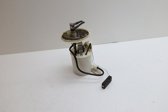 Begagnade Bensinpump Saab 9-5 (YS3E) 2.0t 16V Pris € 40,00 Marginaltabell erbjuds av Auto Demontage Elferink B.V.