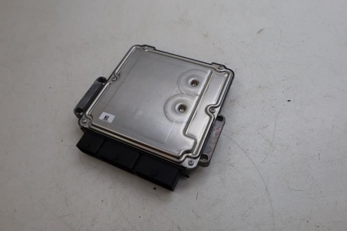 Injection computer from a Mercedes-Benz Citan (415.6) 1.5 109 CDI 2015