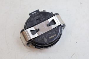 Begagnade Regnsensor Mercedes Citan (415.6) 1.5 109 CDI Pris € 25,00 Marginaltabell erbjuds av Auto Demontage Elferink B.V.