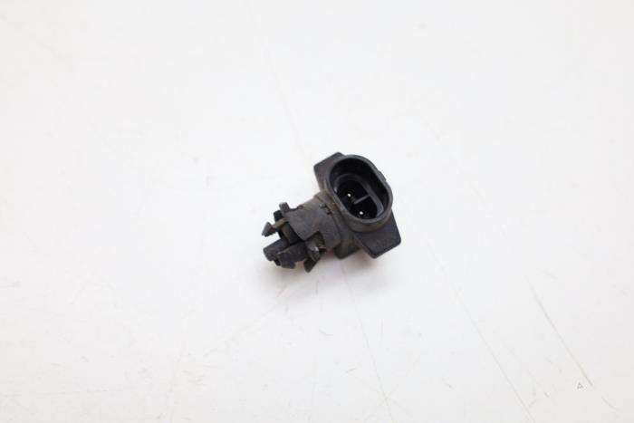 Begagnade Utetemperatursensor Saab 9-3 I (YS3D) 2.0t 16V Ecopower Pris € 25,00 Marginaltabell erbjuds av Auto Demontage Elferink B.V.