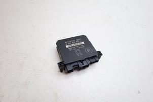 Used Central door locking module Mercedes C (W203) 2.0 C-200K 16V Price € 25,00 Margin scheme offered by Auto Demontage Elferink B.V.