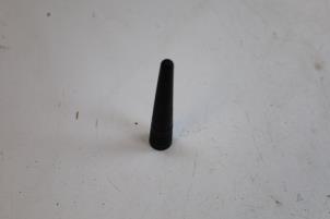 Begagnade Antennarm Saab 9-3 I (YS3D) 2.0t 16V Ecopower Pris € 35,00 Marginaltabell erbjuds av Auto Demontage Elferink B.V.