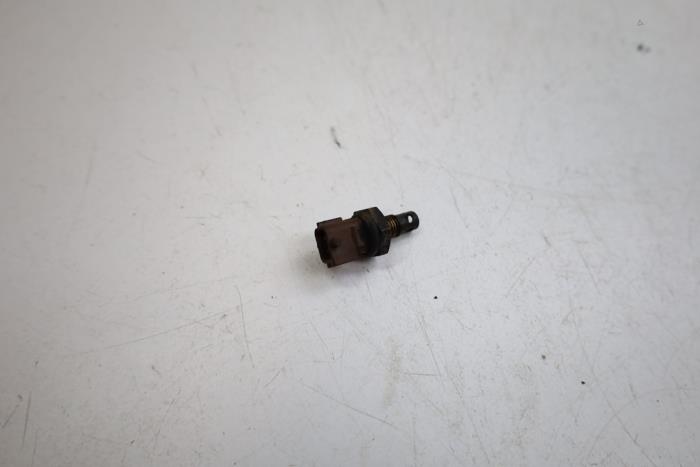 Used Engine temperature sensor Saab 9-5 Estate (YS3E) 2.3 Turbo 16V Aero Price € 25,00 Margin scheme offered by Auto Demontage Elferink B.V.