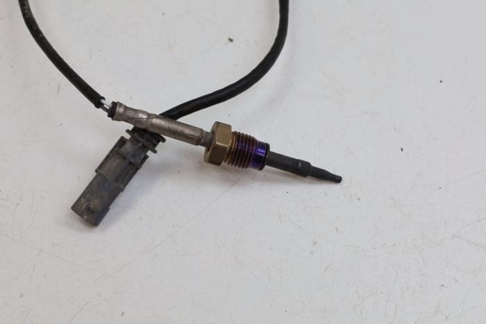 Gebrauchte Auspuff Temperatursensor Volvo V60 II (ZW) 2.0 D3 16V Preis € 35,00 Margenregelung angeboten von Auto Demontage Elferink B.V.
