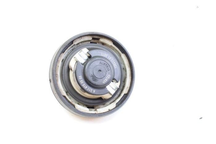 Begagnade Tanklock Mercedes C (W204) 1.8 C-180 CGI 16V Pris € 25,00 Marginaltabell erbjuds av Auto Demontage Elferink B.V.